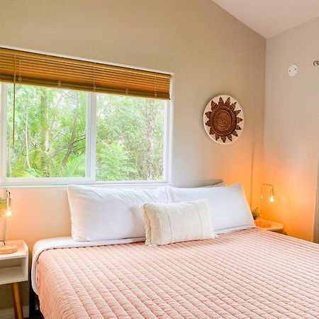 Apartamento Hibiscus Hale, Full Kitchen, King Bed, Parking Keaau Exterior foto