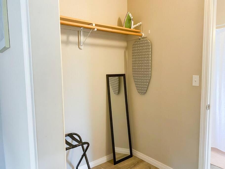 Apartamento Hibiscus Hale, Full Kitchen, King Bed, Parking Keaau Exterior foto