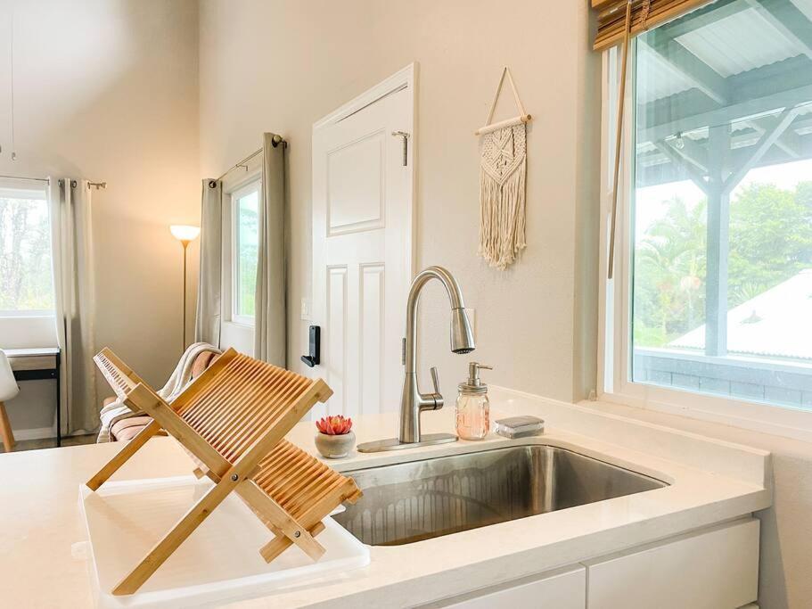 Apartamento Hibiscus Hale, Full Kitchen, King Bed, Parking Keaau Exterior foto